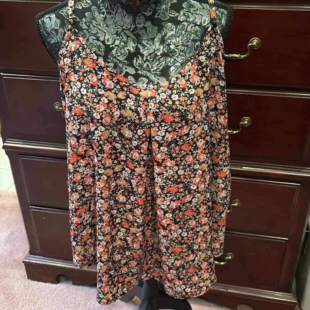 LAST CALL!! SHEIN Curve Black Floral Printed Tank Top, 1XL